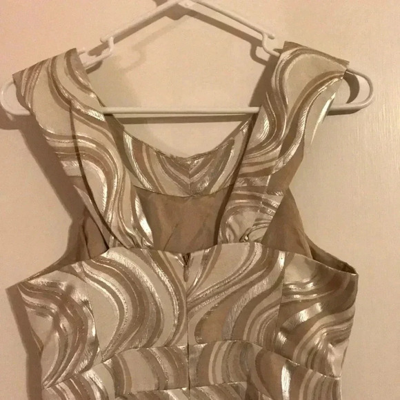 EUC Tibi dress with pockets - Picture 2 of 3